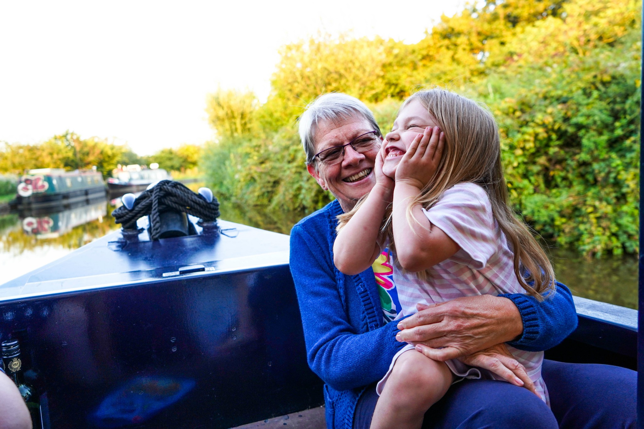 canal boat holidays are good for multi-generations