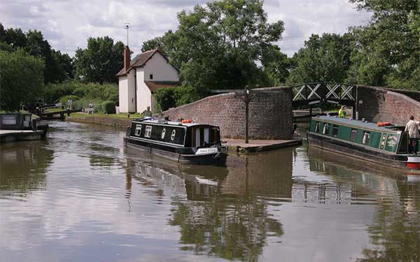 What to pack for your narrowboat holiday