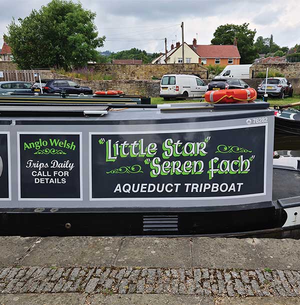 canal boat trips trevor