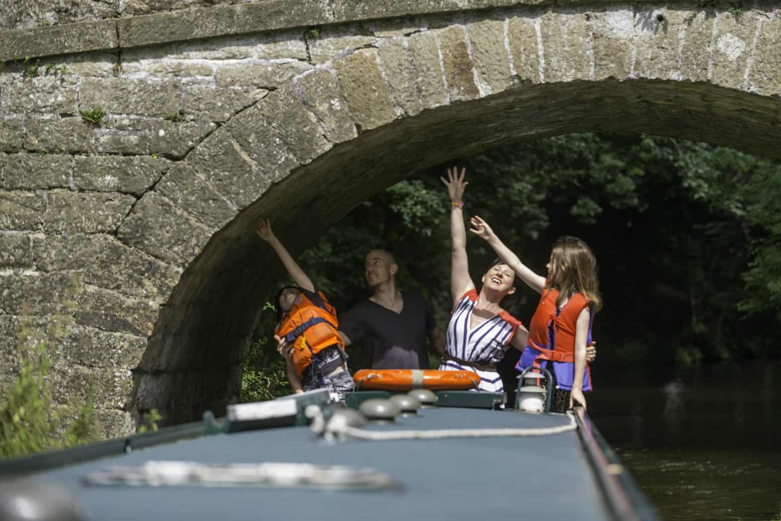 Top 6 summer canal boat holiday circuits