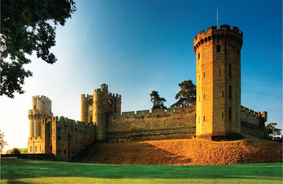 Best castles to visit on a canal boat holiday