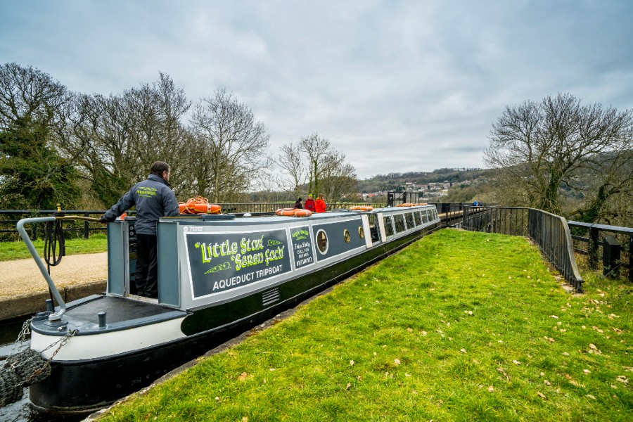 Celebrate Father’s Day with a boat trip across the Pontcysyllte Aqueduct