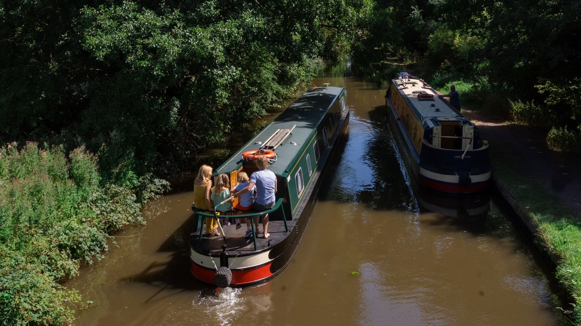 Week long canal boat holidays from Great Haywood