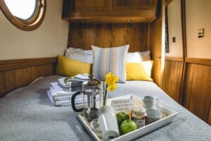 Poppy narrowboat double cabin