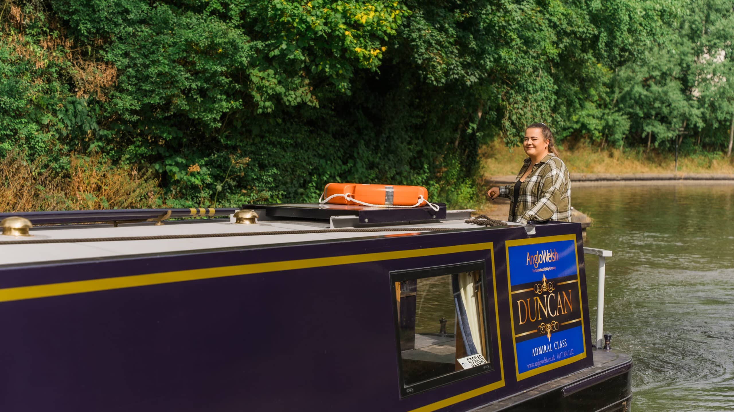Canal boat holidays on the Staffordshire & Worcestershire Canal