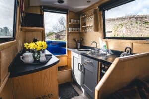 Ocean Class kitchen narrowboat hire