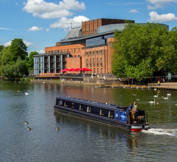 Visit Stratford upon Avon on a canal boat holiday