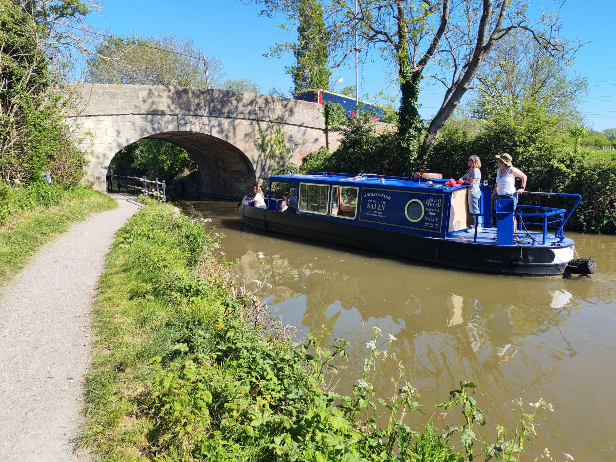 Uk Rent. Map Canal Day Boat Hire | From £99 per Day at 6 Locations In England and Wales